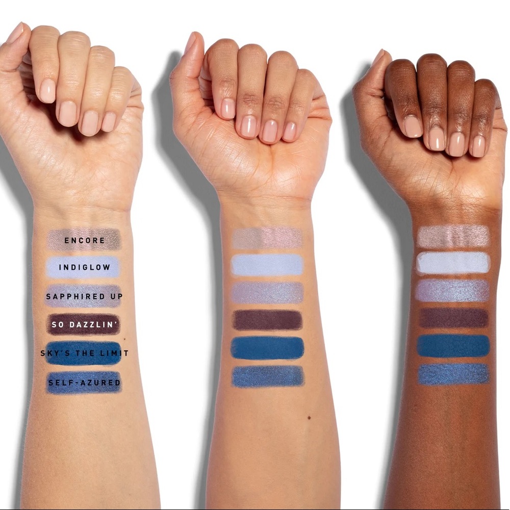 MORPHE
18A BLUE YA AWAY ARTISTRY PALETTE - Picture 6 of 8